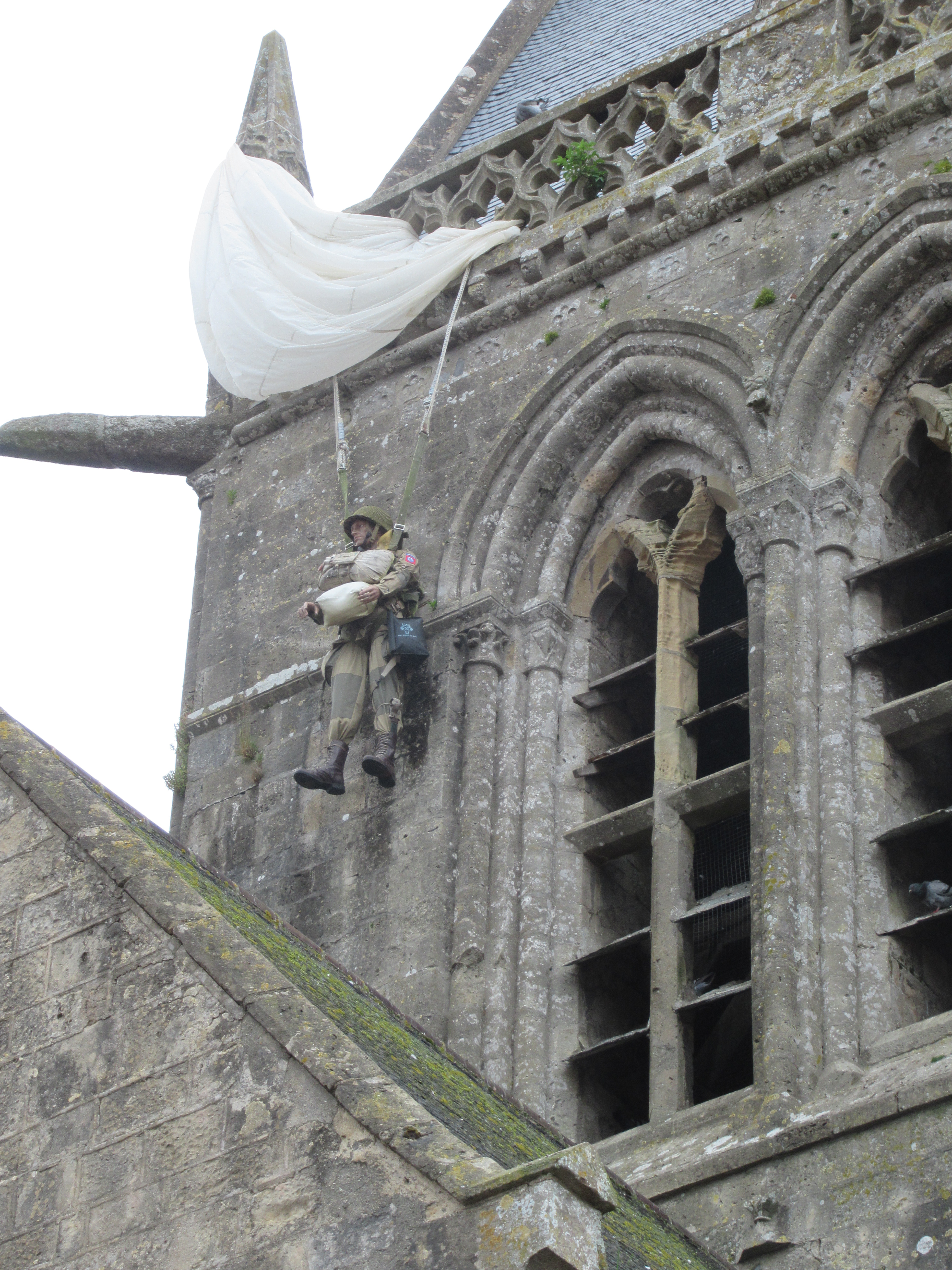 Dear to the heart of any paratrooper: The village of Sainte-Mère
